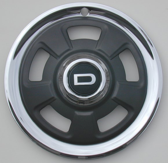 datsun 240z hubcaps